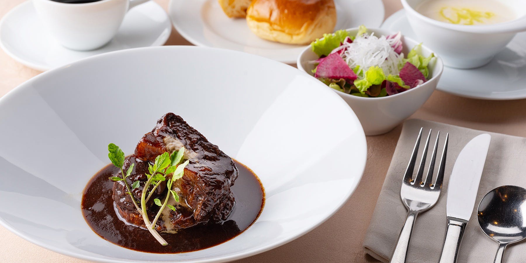 特選近江牛レストラン ティファニー