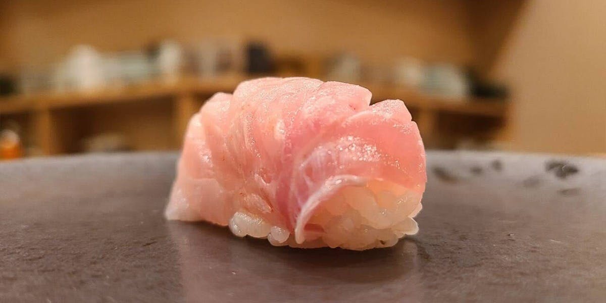 雷寿司（カミナリズシ）