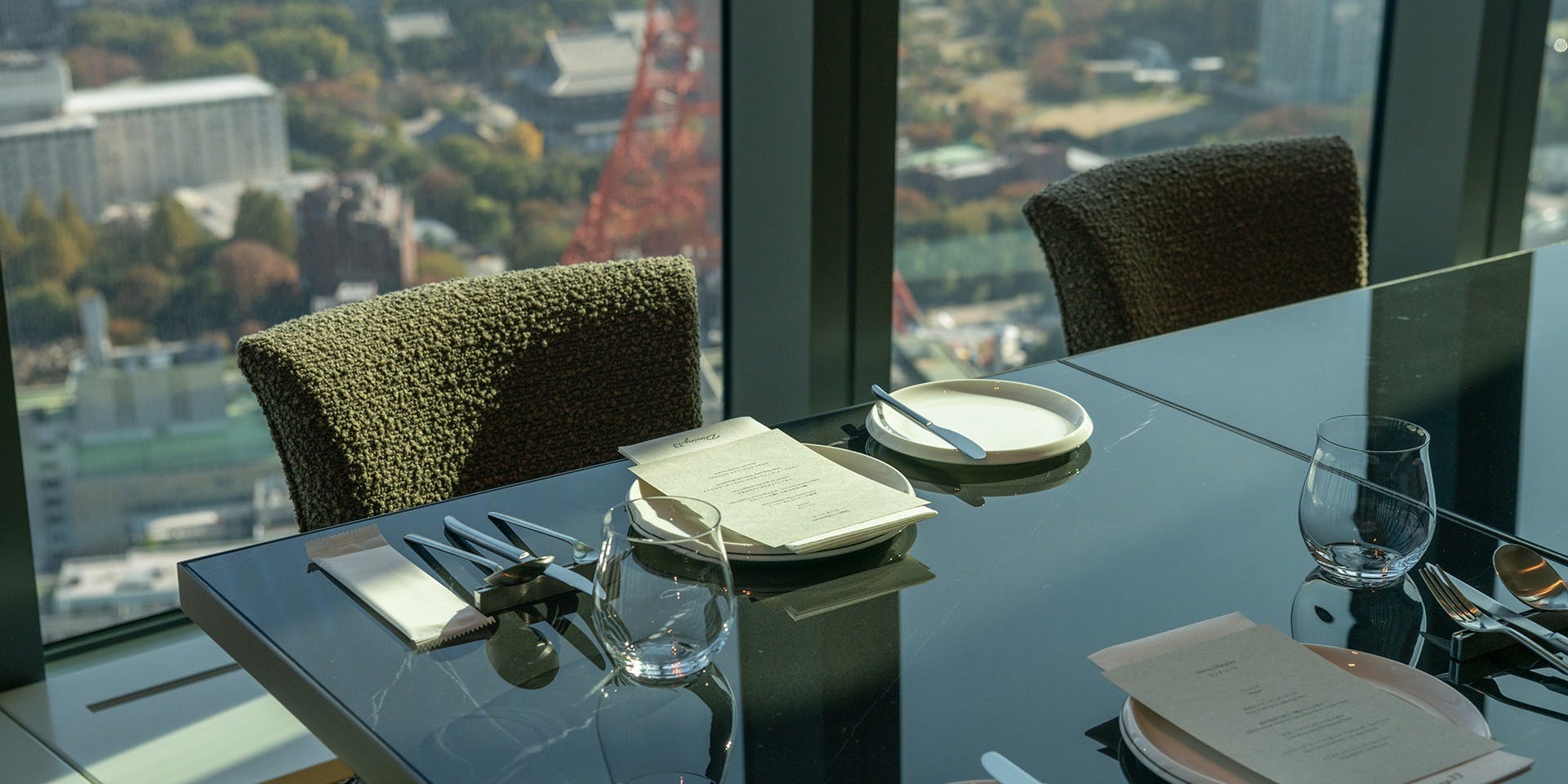 Hills House Dining 33