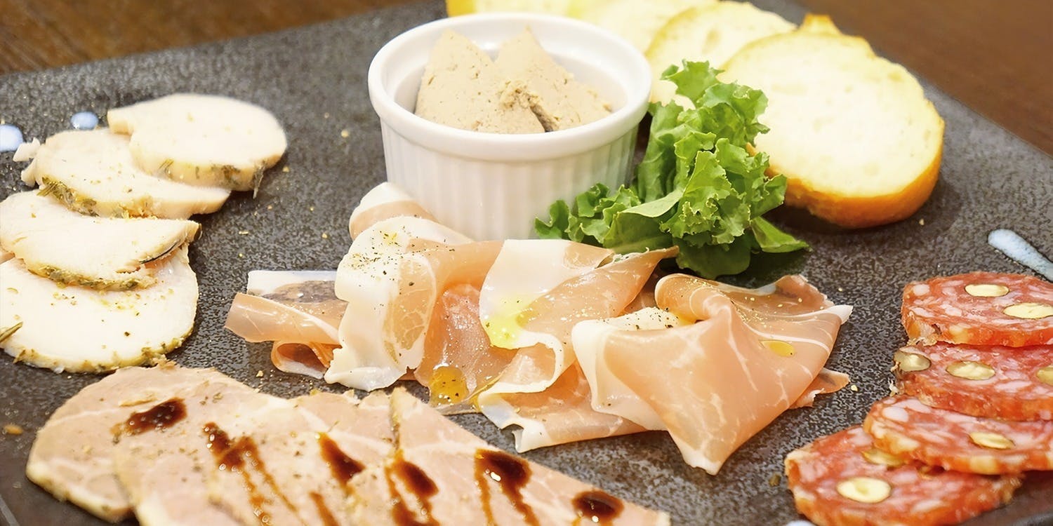 溶岩焼きグリルと世界のワイン 肉助 上大岡店