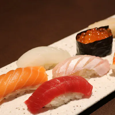 元銀座の板前 ~各地の魚介を贅沢に~