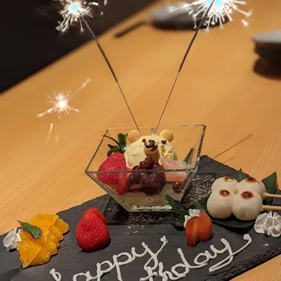 和スイーツで誕生日サプライズ