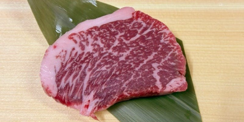【ディナーコース】神戸牛ランプステーキ＋1ドリンク（150g）
