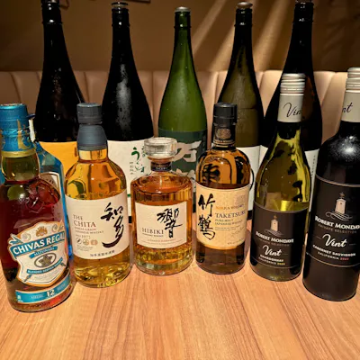 焼とりを引き立たせる厳選酒を心ゆくまでフリーフローで