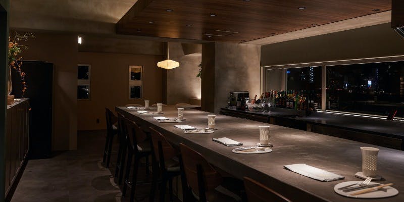 GLOUTON SHURI（グルートン シュリ）