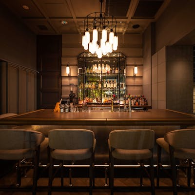 まさに「大人のLOUNGE」雰囲気漂う店内