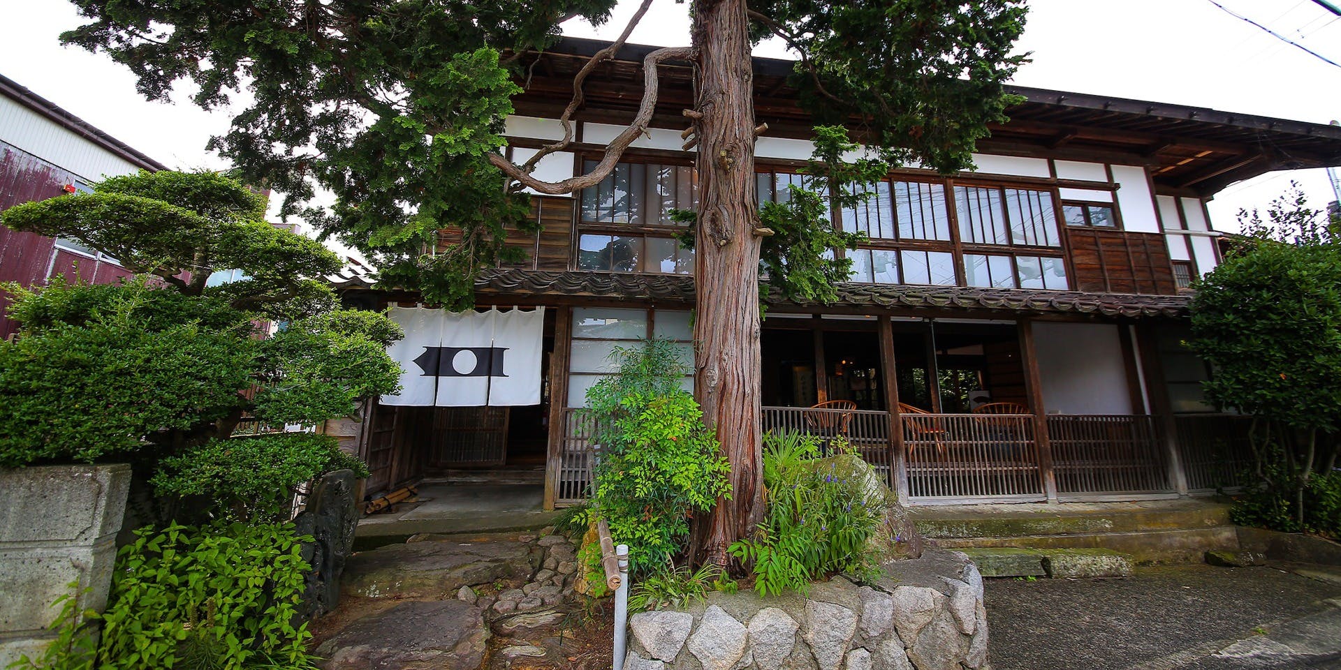 灯りの食邸 KOKAJIYA（コカジヤ）