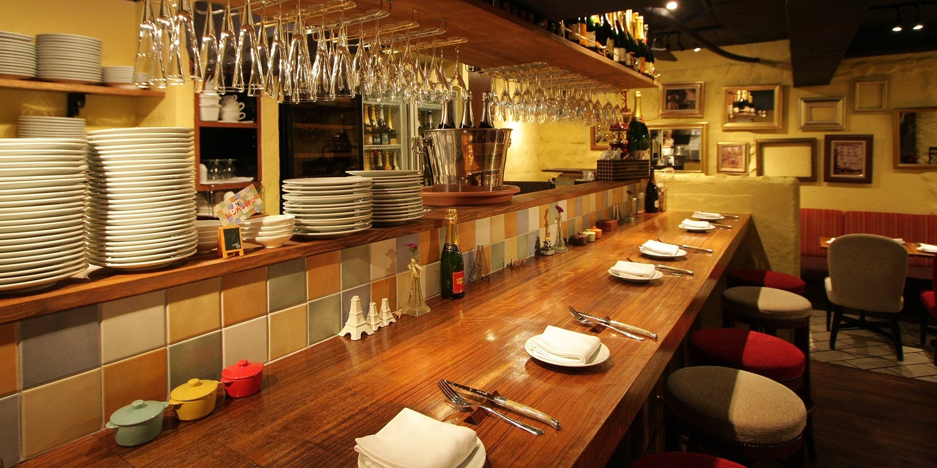 シャンパン食堂 3枚目