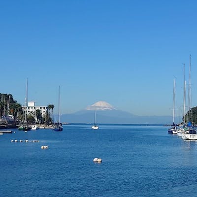 海と富士山を眺めながら、至福のひとときを