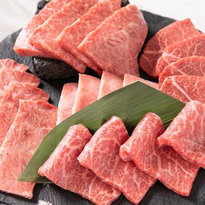 「溶岩焼き」で肉本来の味わいを