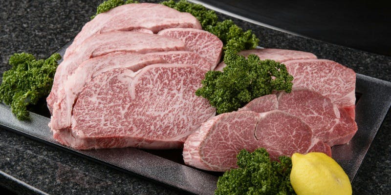 神戸牛サーロインと鮑の鉄板焼きコース