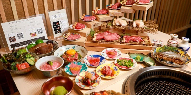 【蓮蔵極みコース】名物京の階段盛り、豪華6種ユッケ刺し盛り、サーロイン、和牛茶漬け