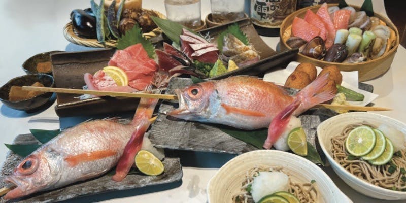 全7品 地金目鯛の酒蒸し・のどぐろ原始焼1人1尾コース（飲み放題なし）7800円 