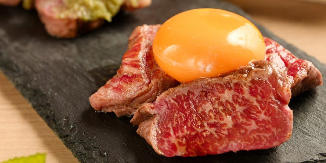 ホルモン焼肉 富や 栄店（とみや）