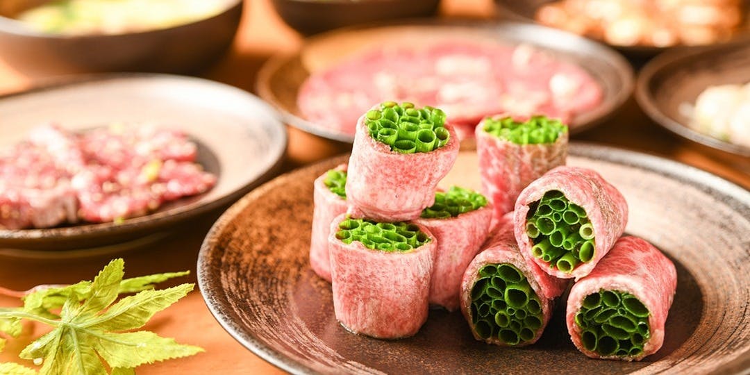 ホルモン焼肉 富や 栄店（とみや）