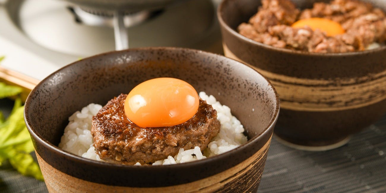 ホルモン焼肉 富や 栄店（とみや）