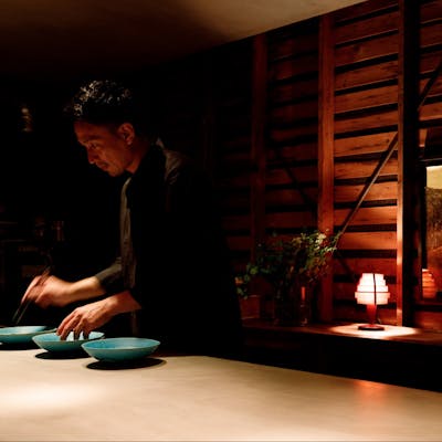 和食の名店などでの経歴をもつ和のスペシャリスト今井恒三シェフ