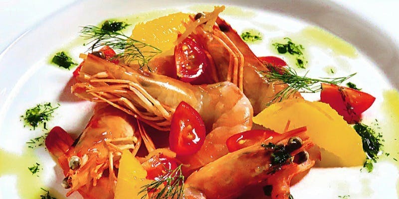 【2025豪華Xmasディナー】牛ほほ肉のクリーム煮、魚介と鴨コンフィのパエリア等豪華7品＋スパ付飲み放題