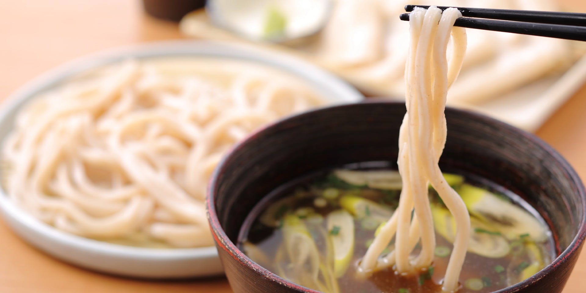 石臼挽きうどん しゅはり