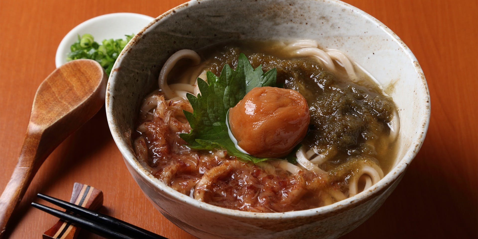 石臼挽きうどん しゅはり