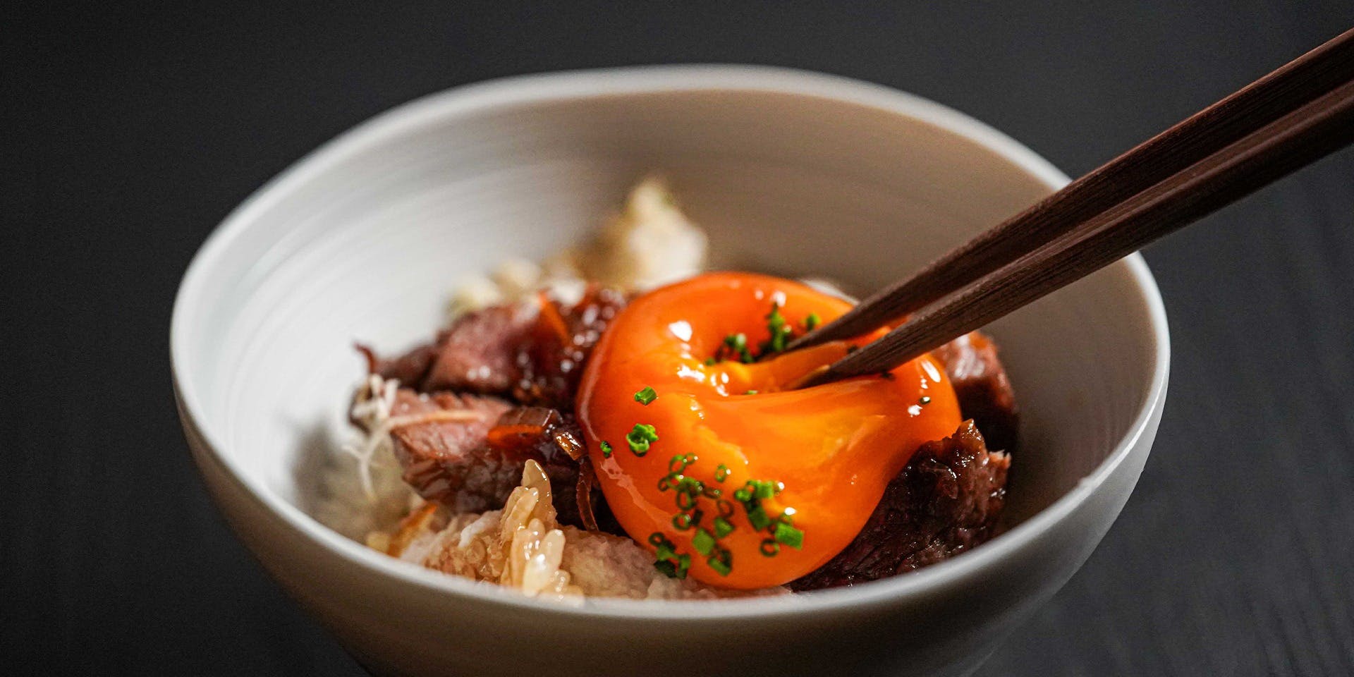 麻布 肉しゃり（NIKU-SHARI AZABU）