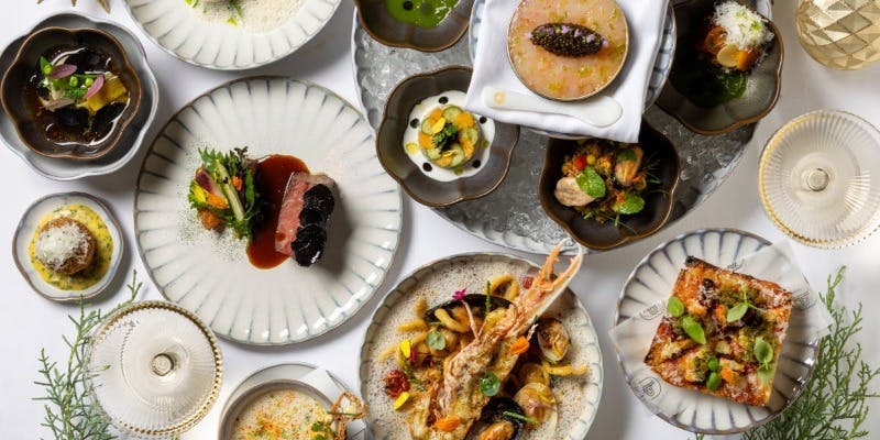 【Xmas2025】レストラン フェスティブ ブランチ 4 コース