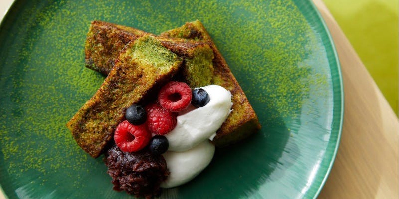 【Sophie at EDITION】抹茶フレンチトーストとティーセレクション（平日限定）