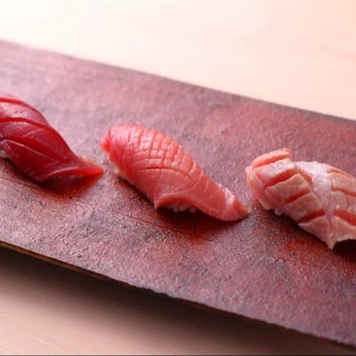 一貫ごとに感動。その日一番のネタで繰り出す「江戸前の握り」