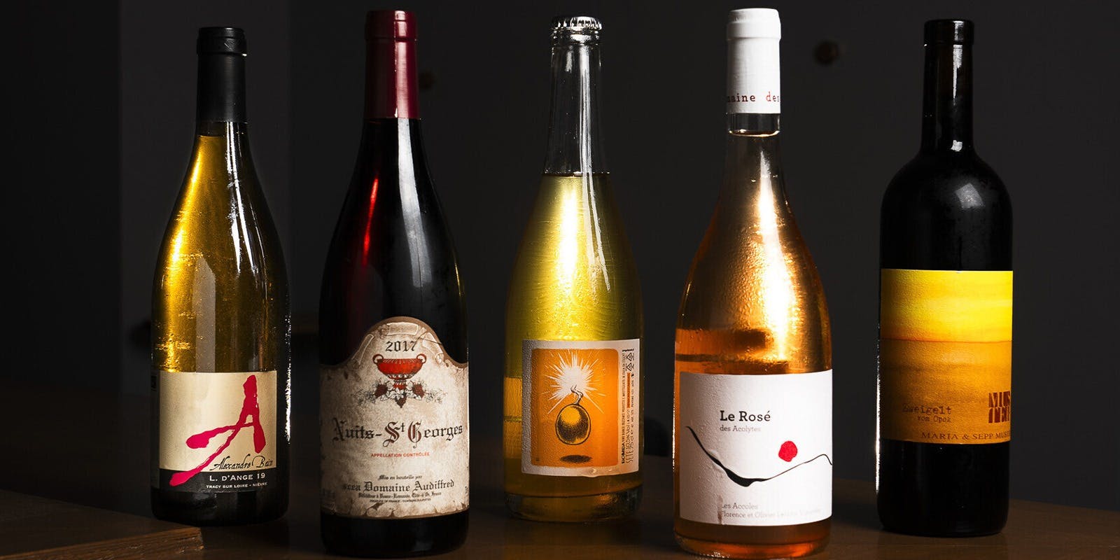 MOMO Stand Tokyo（モモ スタンド トーキョー）