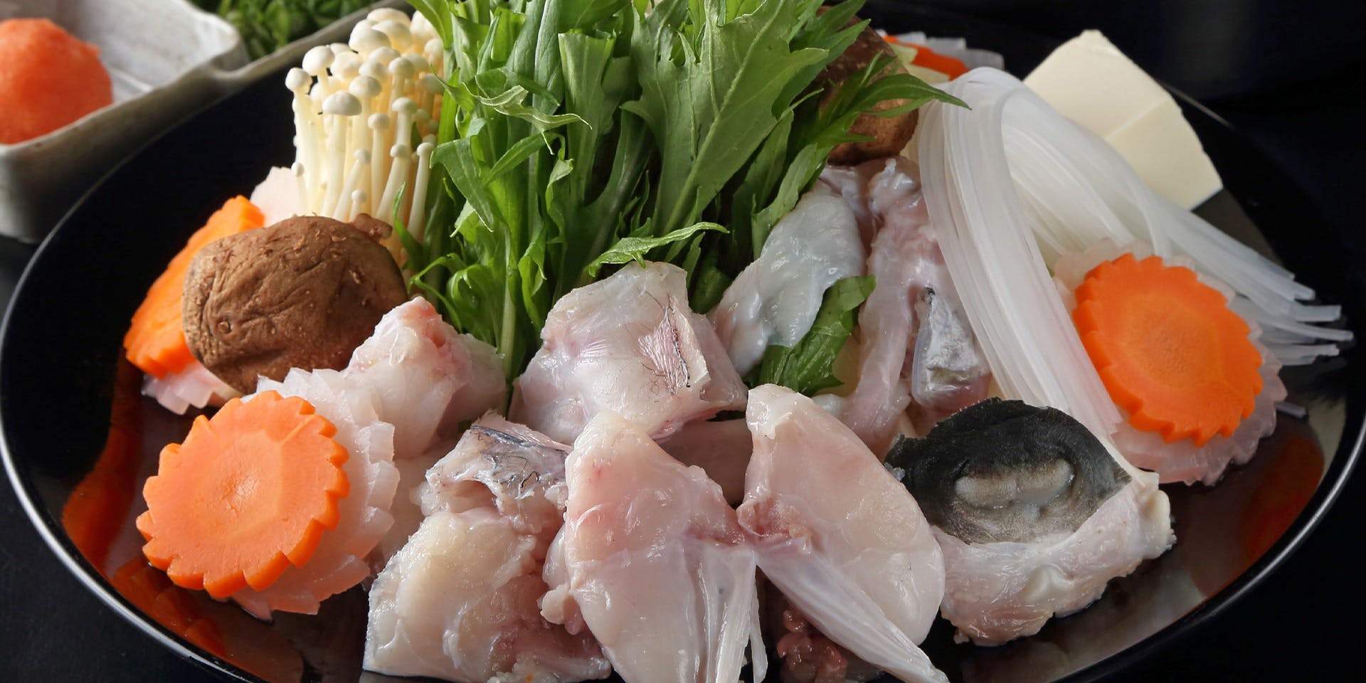 泳ぎとらふぐ活蟹料理 あじ平 曽根崎