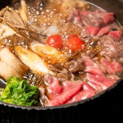 上質な和牛のしゃぶしゃぶ、すき焼き