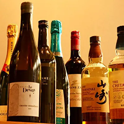 もつ鍋に合うアルコールも各種ラインナップ