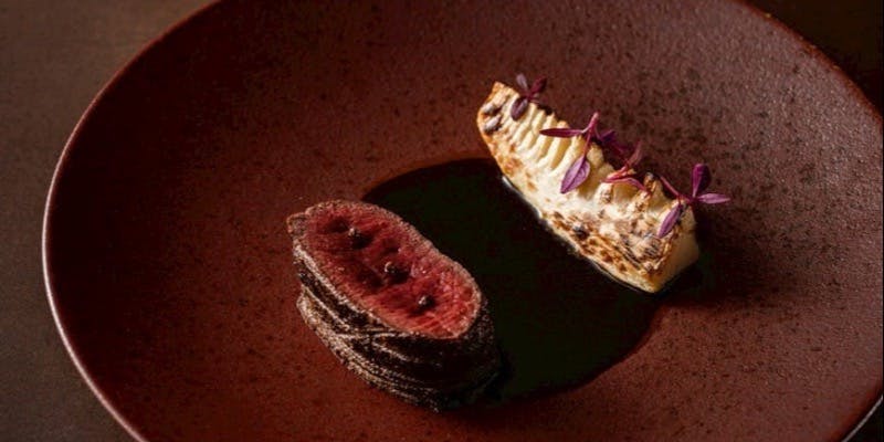 【Xmas2025】Avinクリスマス特別コース（7品コース）＋乾杯シャンパーニュ付き