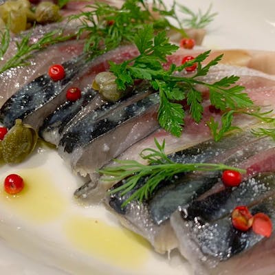 各地の優れた食材だけを厳選して使用