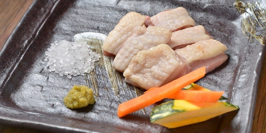 七輪焼肉 楽しいら（タノシイラ）