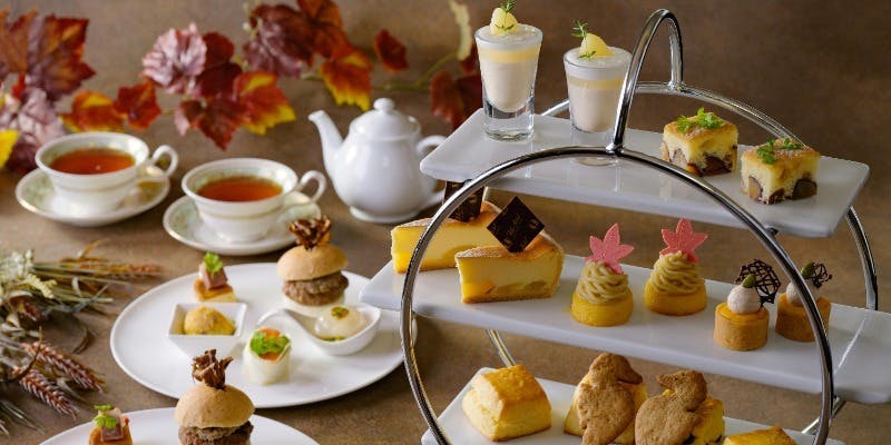 【アフタヌーンティー】3段ティースタンド＆スコーン、テイラーズ・オブ・ハロゲイトティー