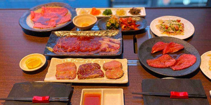 焼肉 冷麺 ユッチャン。 銀座店