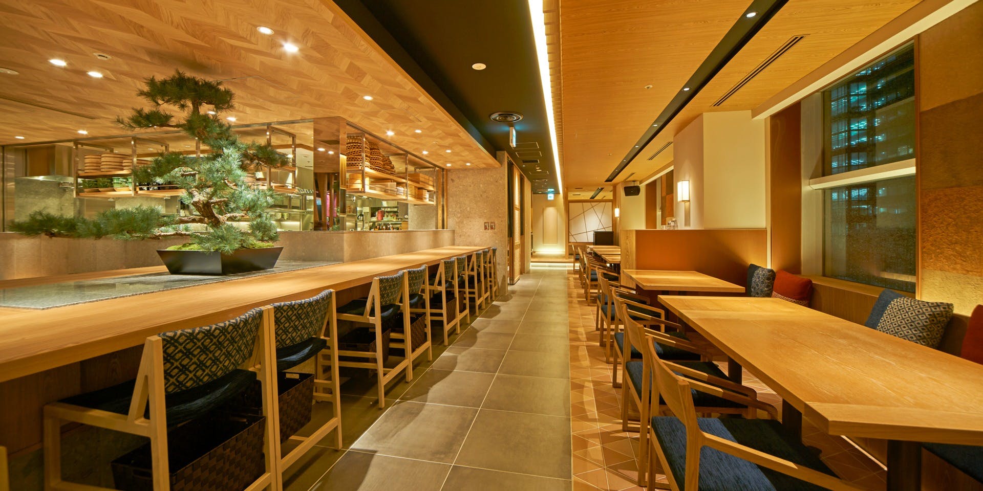 おばんざい・炙り焼き・酒　菜な　横浜スカイビル店 - 画像1