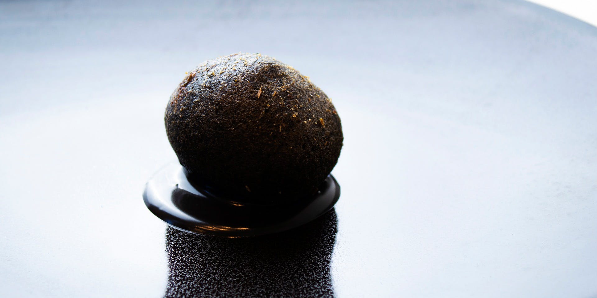 メゾン フジヤ ハコダテ（maison FUJIYA hakodate）