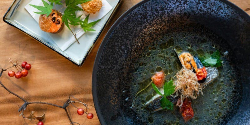 忘新年会や同窓会や懇親会などにおすすめ【貸切｜季節の和会席コース全12品】＋飲み放題付（着席プラン）