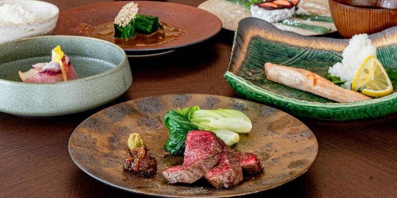 【Xmas2025】お席のみのご予約 ～お料理は当日ご注文ください～（12/20～23限定）