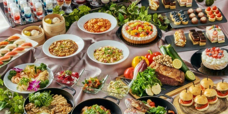 PARADE　SWEETS＆LUNCH BUFFET