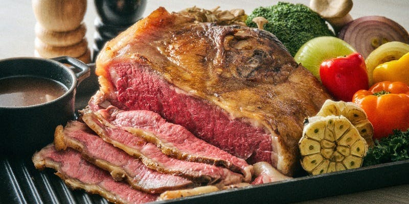 All day Dining �uParade�v�^�q���g�����l