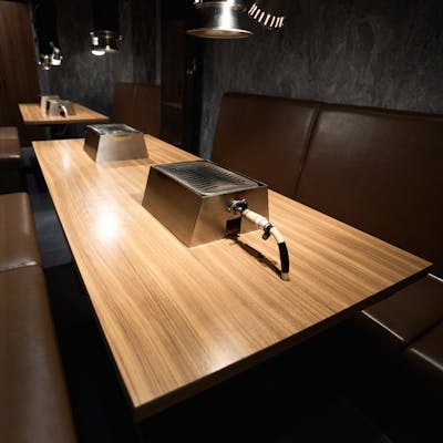 隠れ家的な落ち着きある空間