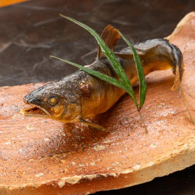 全国各地より仕入れる四季折々の食材