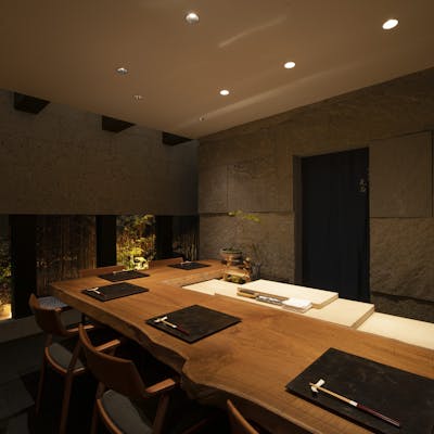 都会の隠れ家をご堪能ください。