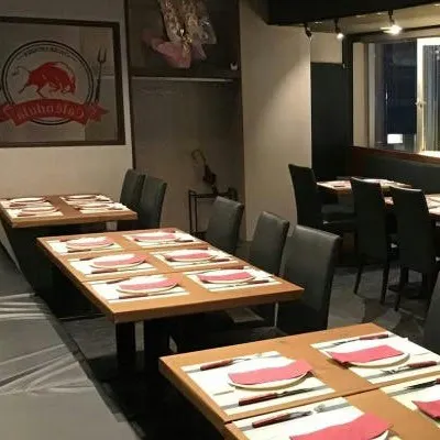 居心地の良い隠れ家レストランで、贅沢なひと時を