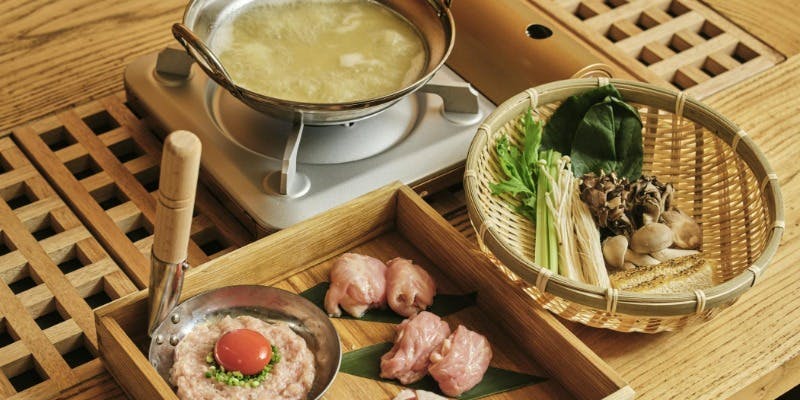 【鳥鍋で忘年会】 乾杯1杯サービス！ 冬の鳥鍋（白湯鍋）コース　予約限定