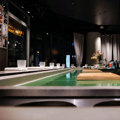 ライブ感漂うオープンキッチン