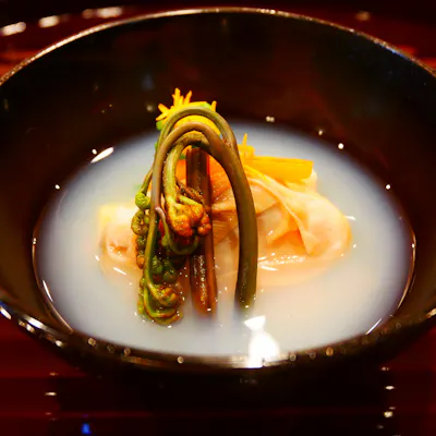 旬の食材を活かした料理